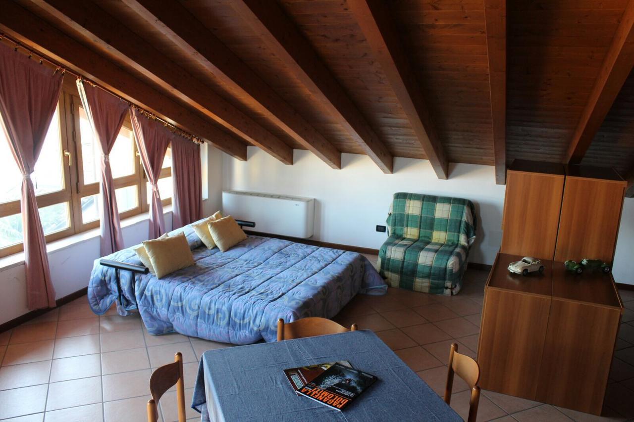 Casa Regina Apartment Desenzano del Garda Ngoại thất bức ảnh